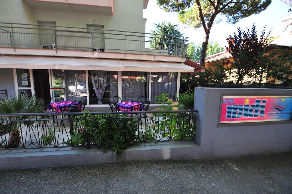 Hotel Midi Riccione Exteriör bild